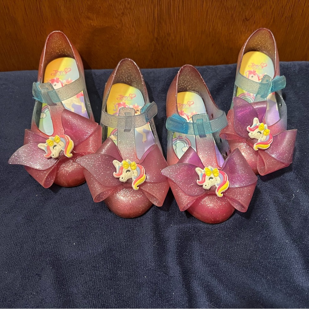 Joni Siwa pink/purple/blue size 11 slip on jellies
